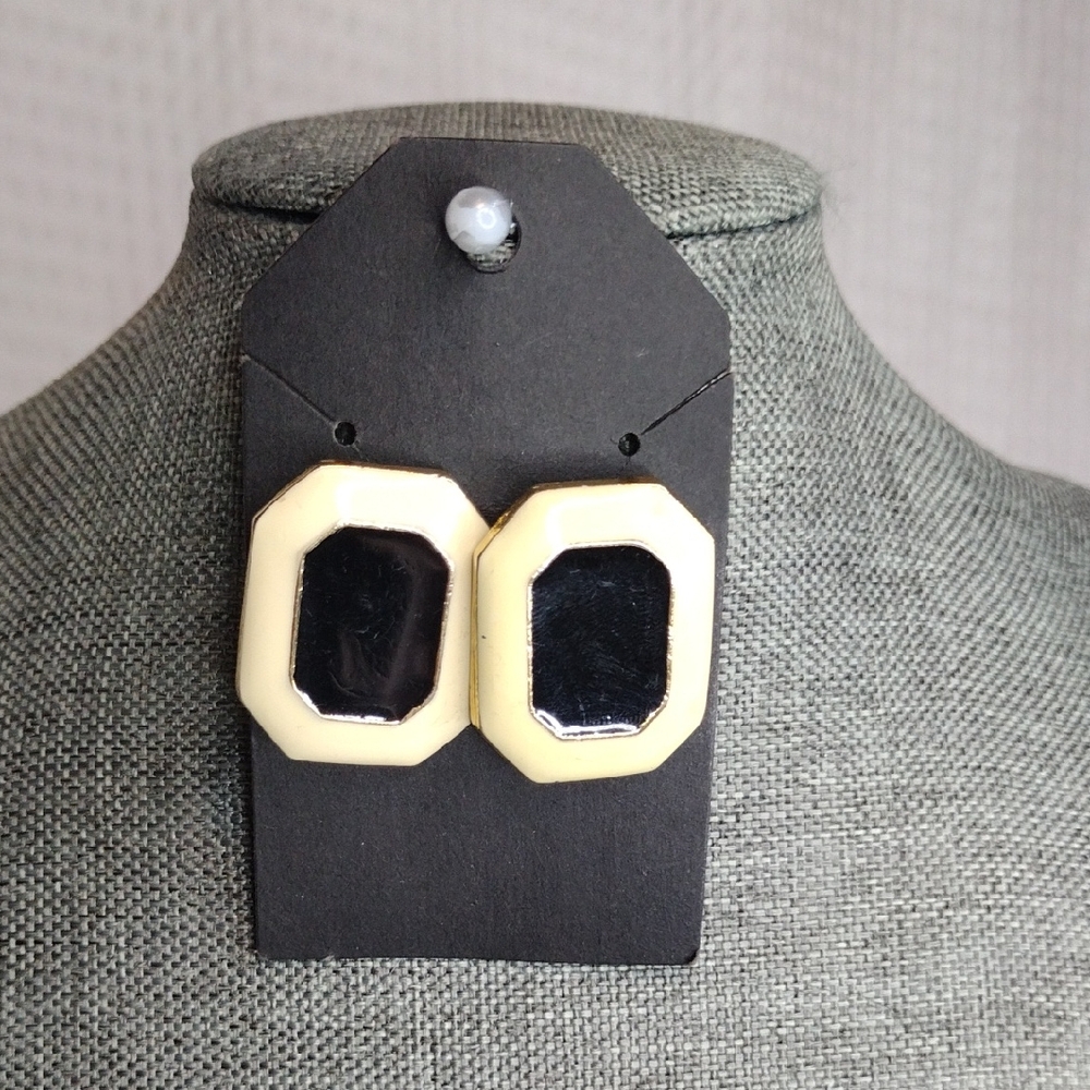 Vintage Kenneth J Lane Elegant Black and Cream Stud Earrings